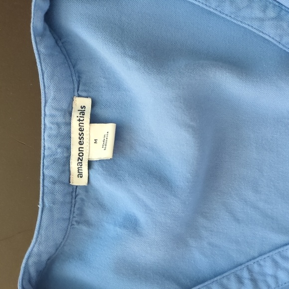 Amazon essentials - Picture 2 of 2